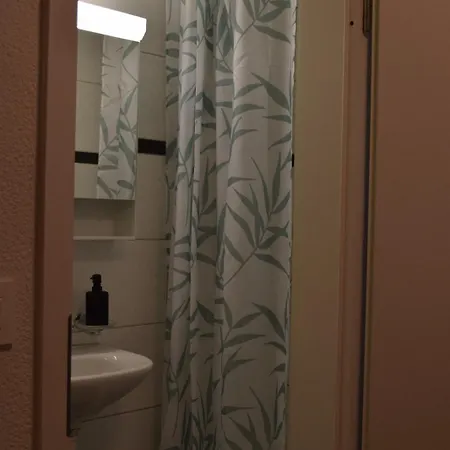 Apartment Charming In Private Kitchen & Toilet