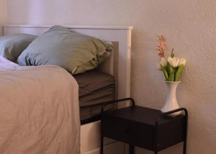 Charming In Private Kitchen & Toilet Apartment *