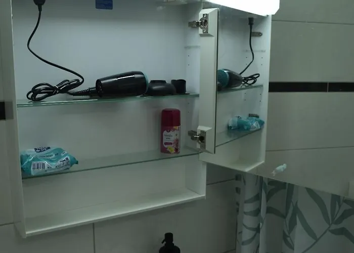 Charming In Private Kitchen & Toilet * Biel